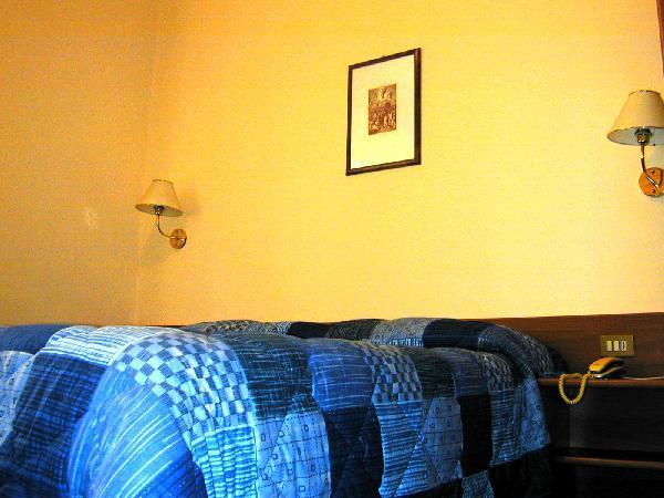 Monaco Hotel 3*